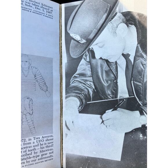 UFO Vintage BOOK Lot of (2), Not of this World, Beyond Earth, Paperback 1970s - Picture 11 of 11